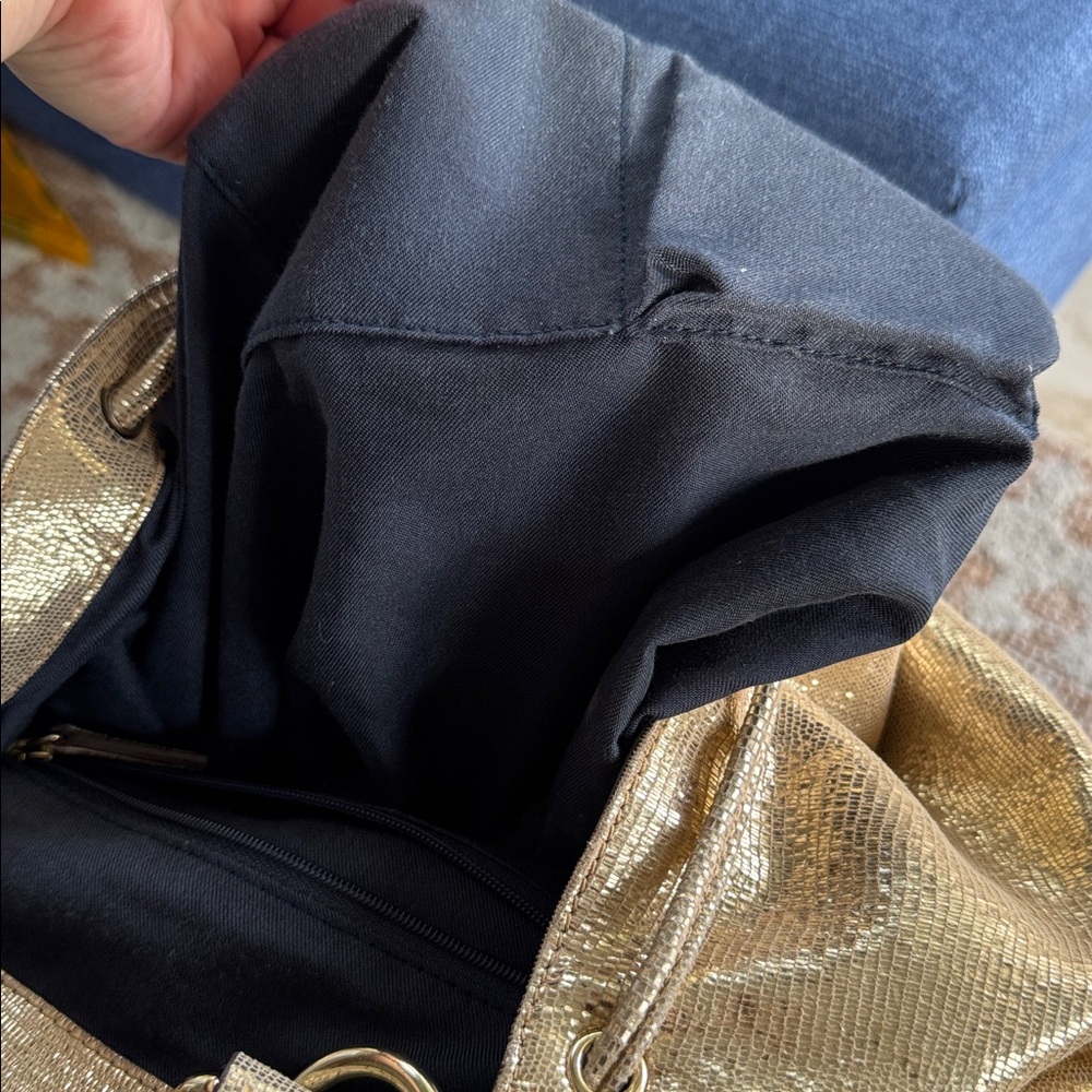 Gold genuine leather Backpack - Picture 8 of 14